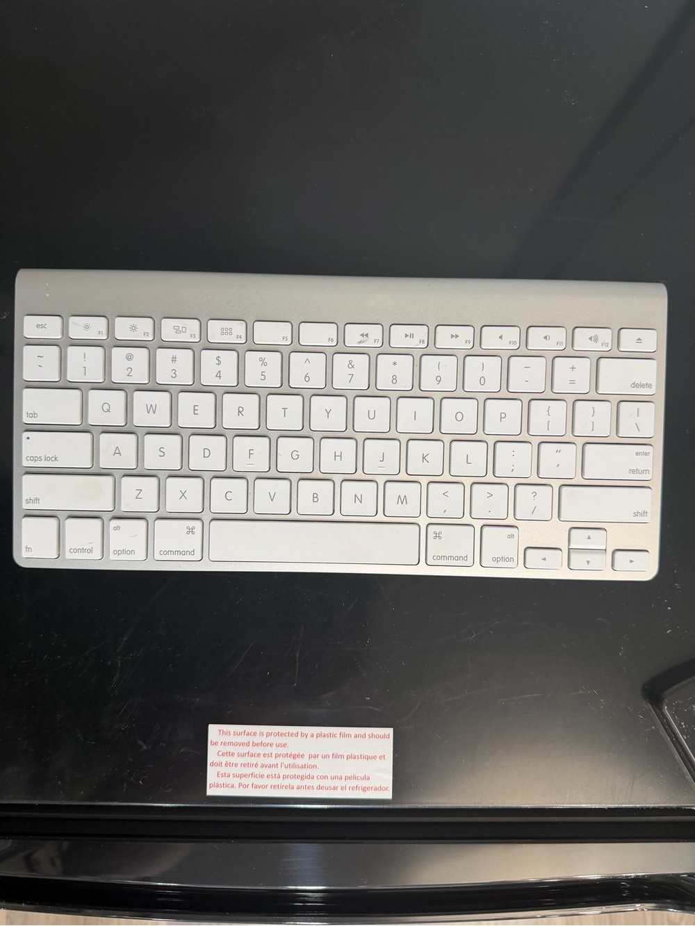 Apple Wireless Keyboard A1314 Bluetooth Aluminum Battery Powered